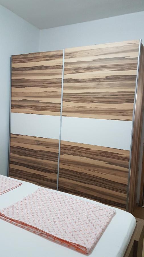 Karla Babic Apartment Сен Екстериор снимка